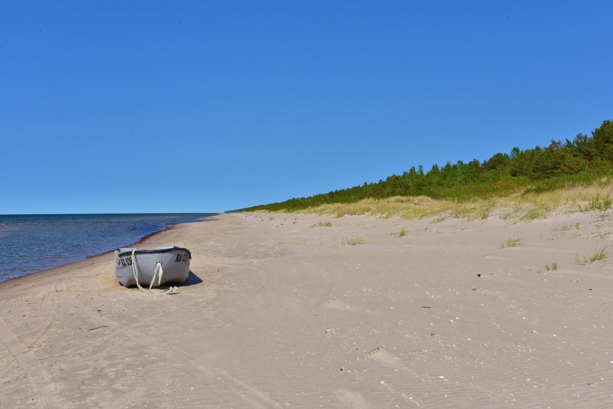 Jaunklavi Villa Sikrags Buitenkant foto