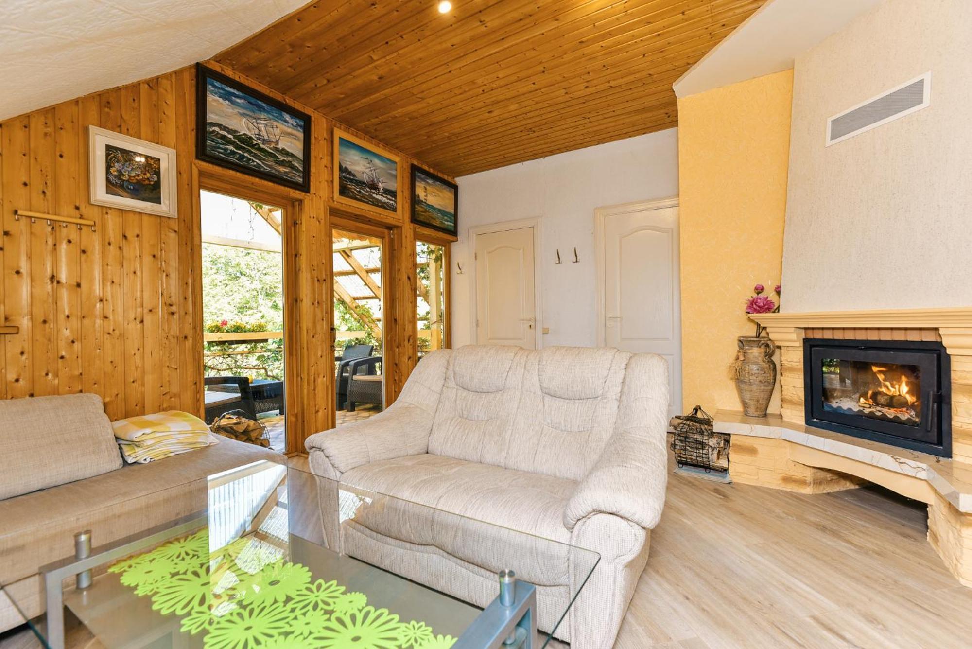 Jaunklavi Villa Sikrags Buitenkant foto
